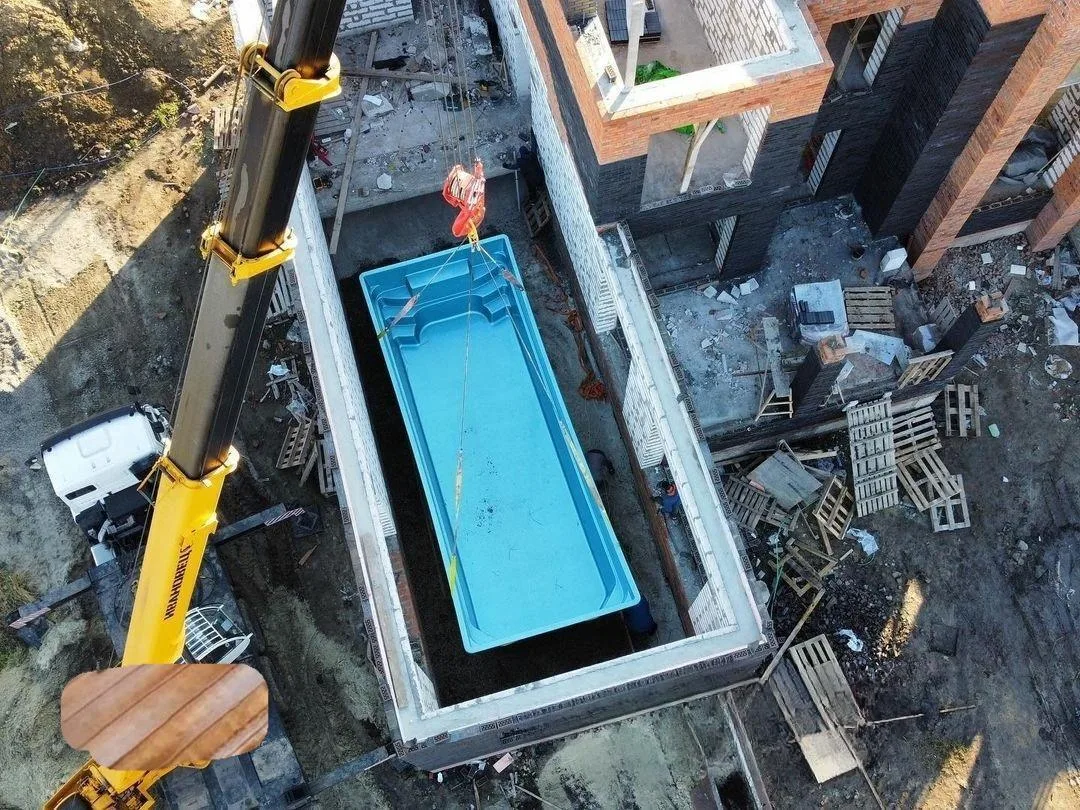 Laguna 9 — зона отдыха у бассейна в Магнитогорске