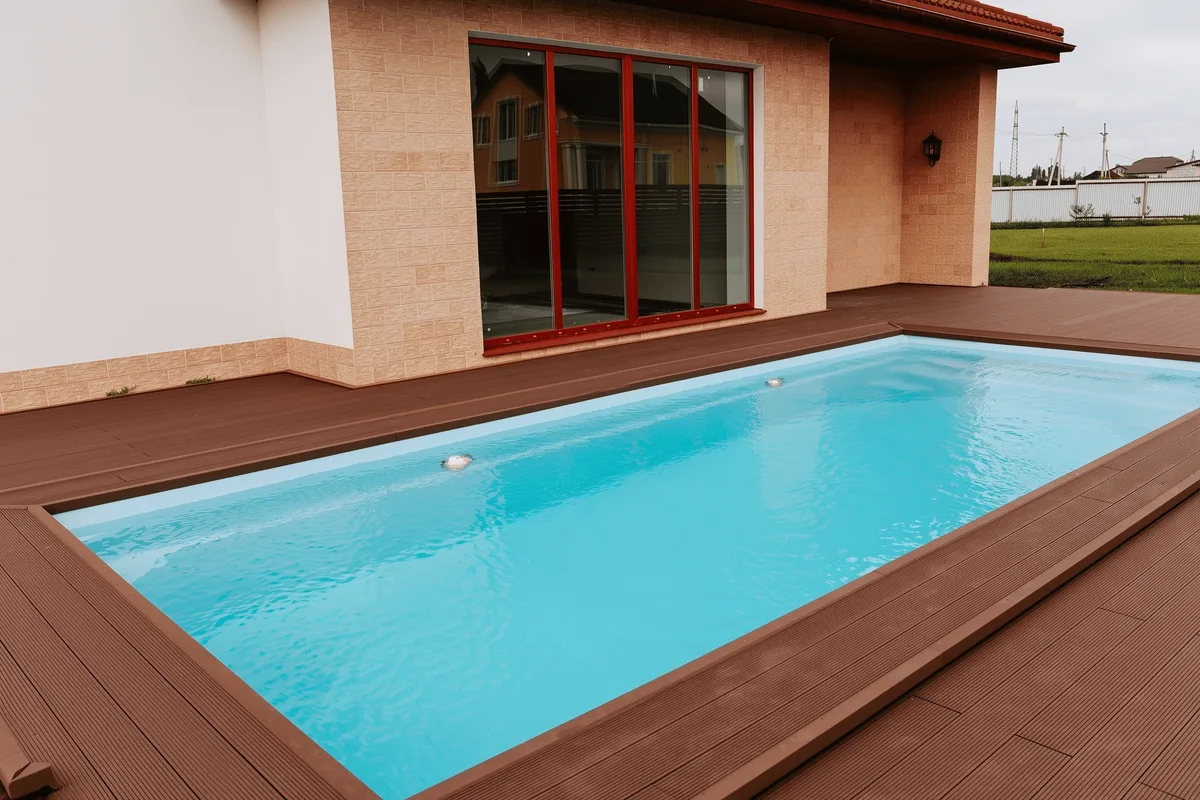 Композитный бассейн Laguna 8 — вид сверху в Магнитогорске